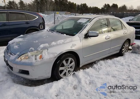 2006 Honda Accord 2.4 Ex z USA, uszkodzony, nr VIN 1HGCM56866A014288